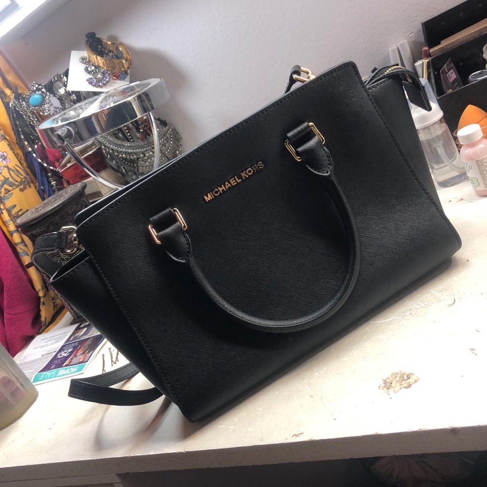 Michael Kors black purse